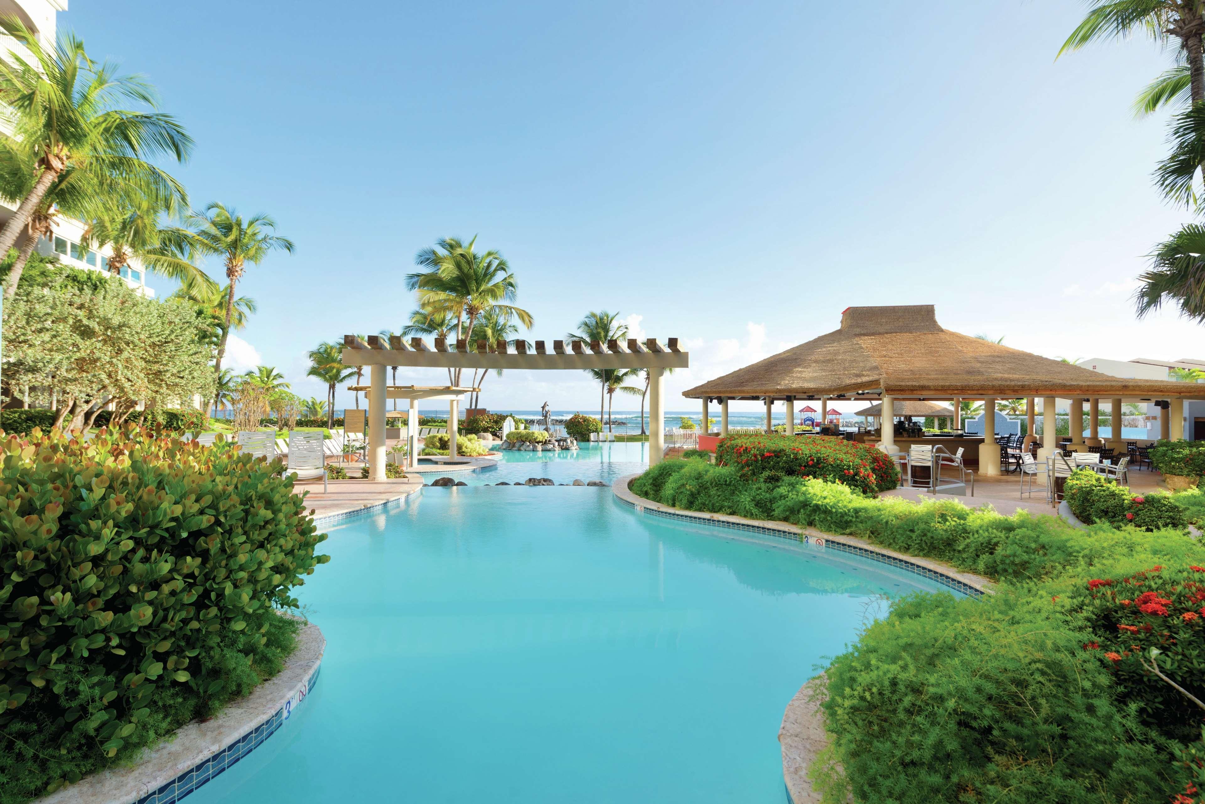 Embassy Suites By Hilton Dorado Del Mar Beach Resort מראה חיצוני תמונה
