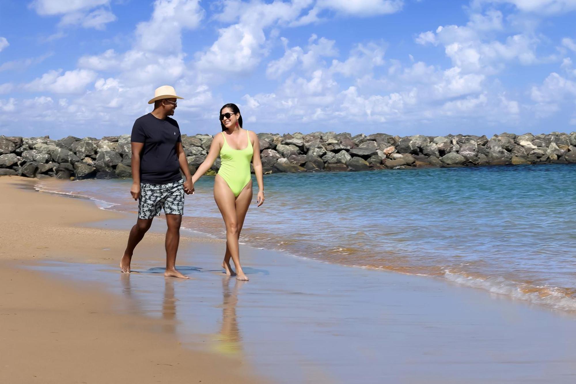Embassy Suites By Hilton Dorado Del Mar Beach Resort מראה חיצוני תמונה