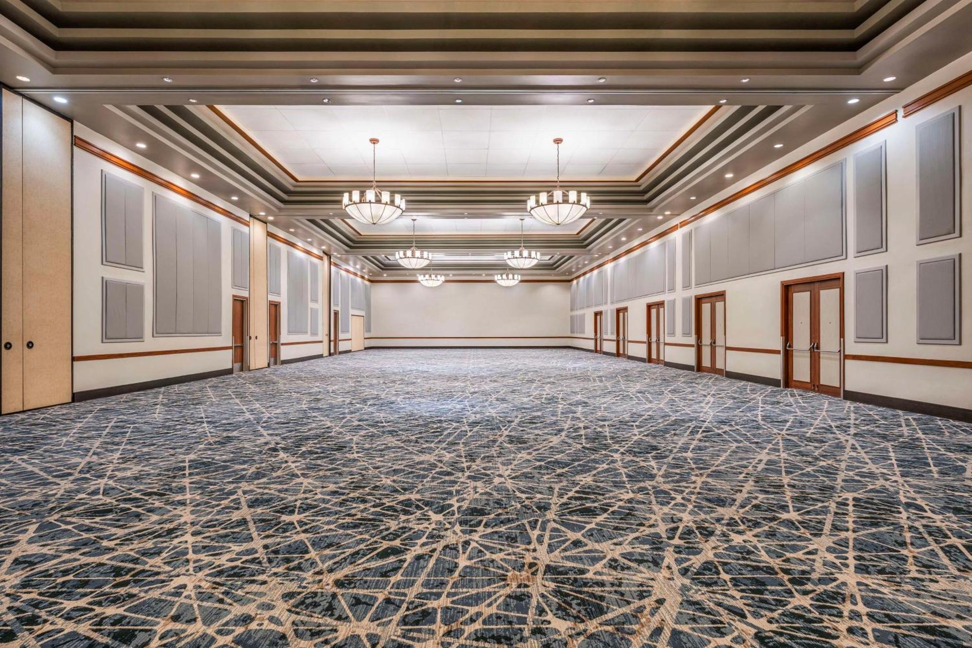 Embassy Suites By Hilton Dorado Del Mar Beach Resort מראה חיצוני תמונה