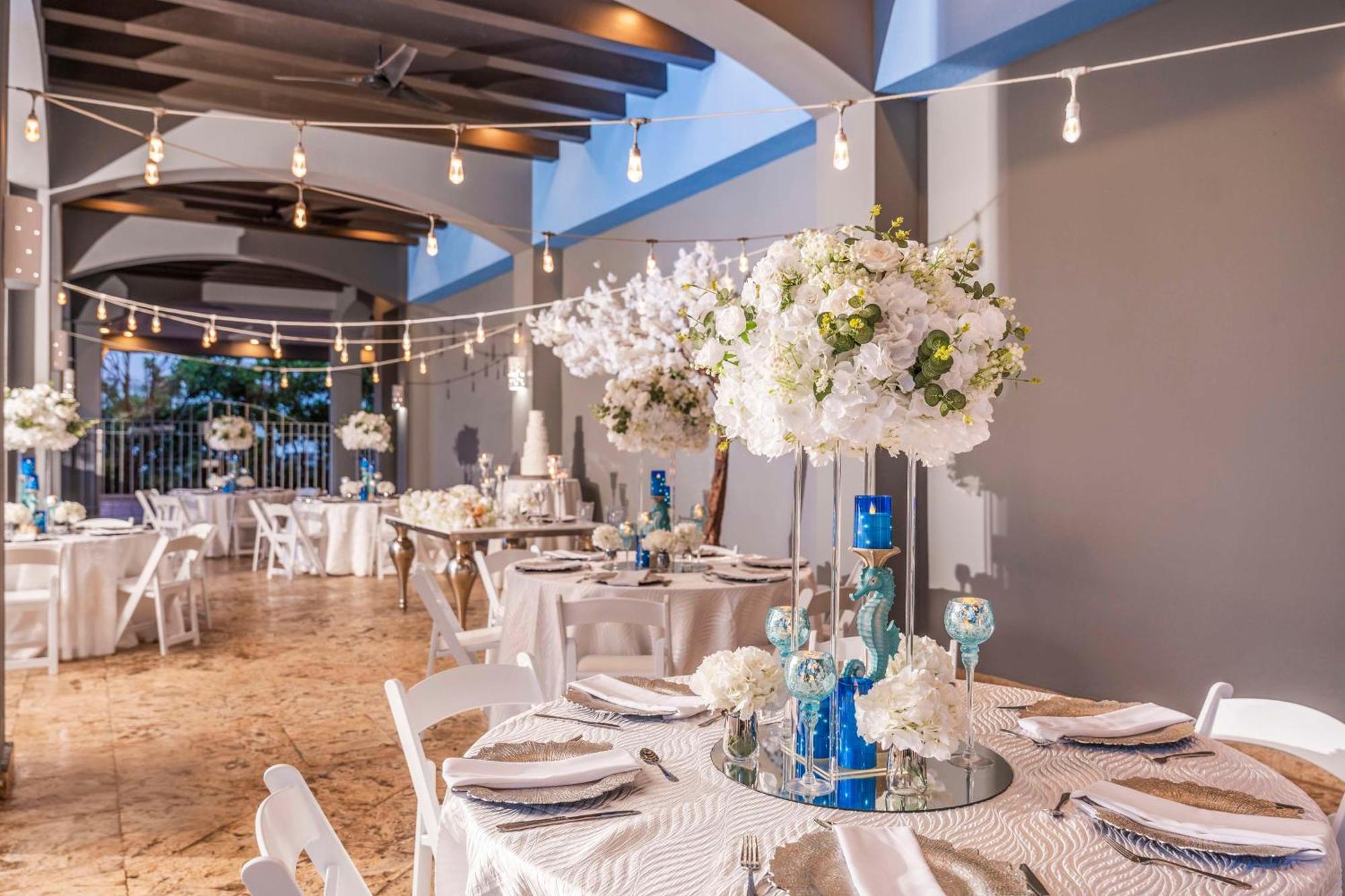 Embassy Suites By Hilton Dorado Del Mar Beach Resort מראה חיצוני תמונה